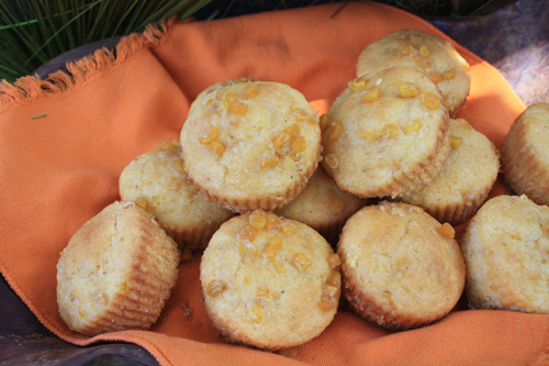Post image for Caramel Corn-Topped Corn Muffins